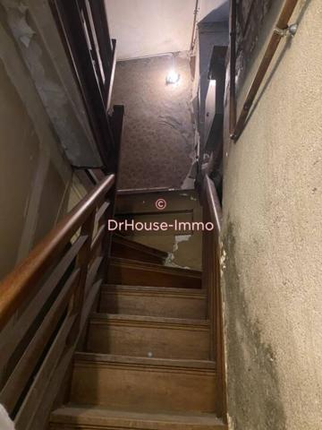 Bien immobilier à vendre 1 pièce de 120 m²