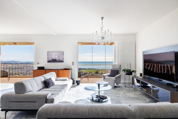 Vente Penthouse Cagnes-sur-Mer 4 Pièces 134 m²