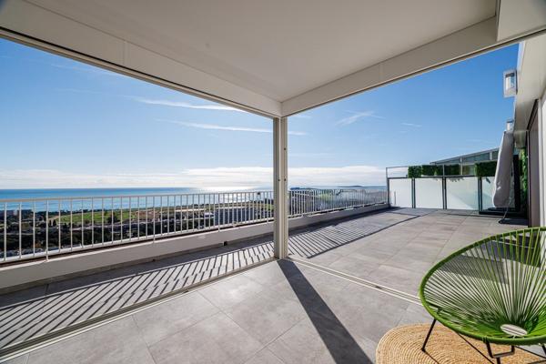 Vente Penthouse Cagnes-sur-Mer 4 Pièces 134 m²