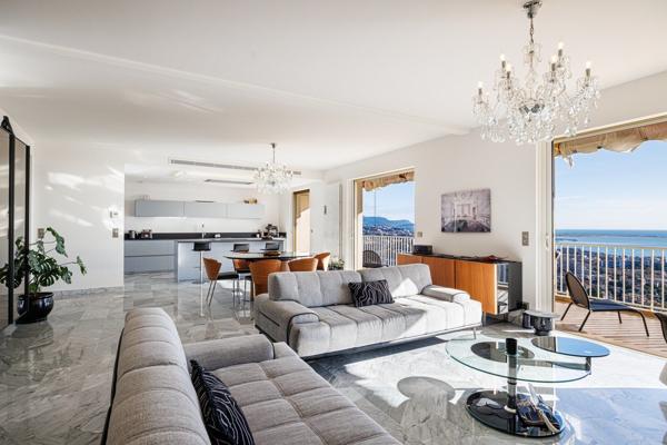 Vente Penthouse Cagnes-sur-Mer 4 Pièces 134 m²