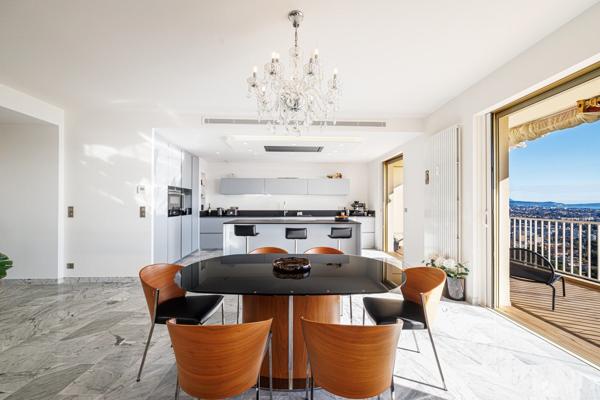 Vente Penthouse Cagnes-sur-Mer 4 Pièces 134 m²