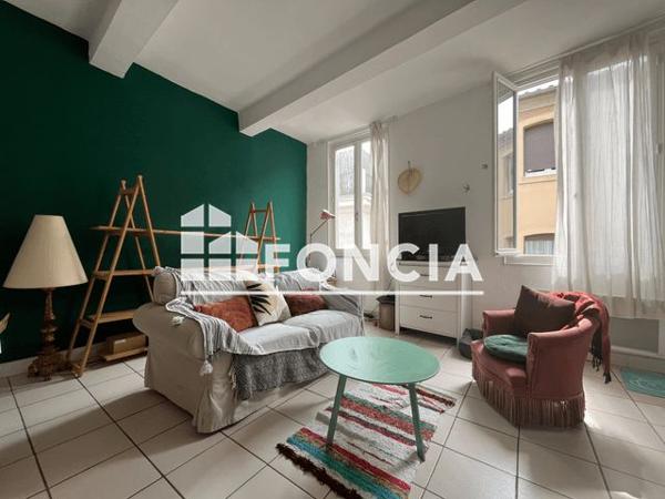 Location Appartement 2 pièces 47.74 m² - 67 RUE BONNETERIE Avignon 84000