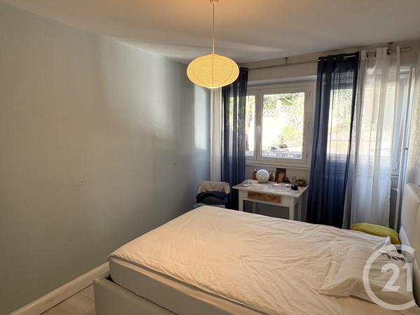 Appartement F3 à vendre  3 pièces - 69 m2 ST ETIENNE - 42