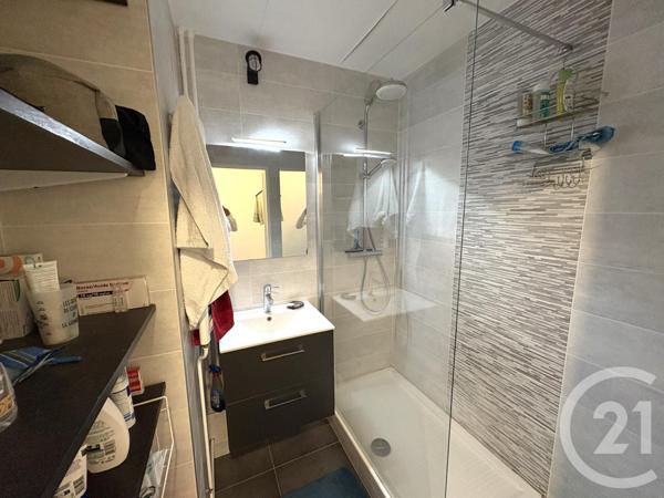 Appartement F3 à vendre  3 pièces - 69 m2 ST ETIENNE - 42