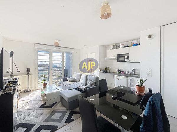 Vente appartement Cenon : 159 000 € - AJP Immobilier Bordeaux Nansouty