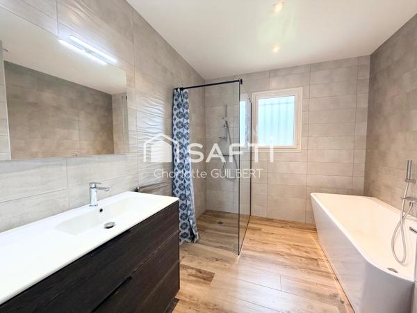 Maison plain-pied 3 chambres avec piscine et Garage