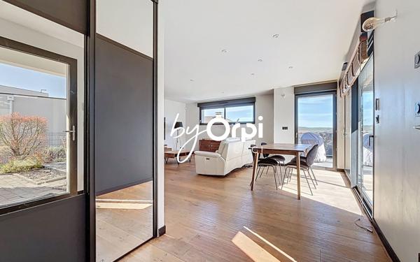 Maison à vendre    5 pièces • 196 m2 Aubière