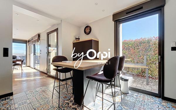 Maison à vendre    5 pièces • 196 m2 Aubière