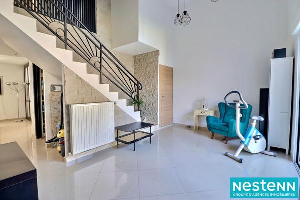 Maison de 140 m2 sur un Terrain de 286m² en plein coeur du centre ville de Décines-Charpieu