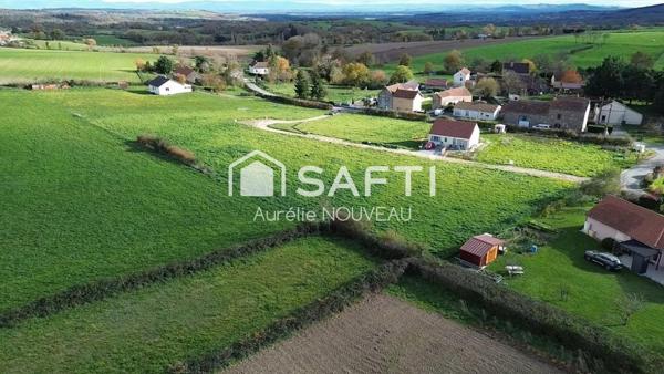 Terrain constructible et viabilisé - 1009 m²