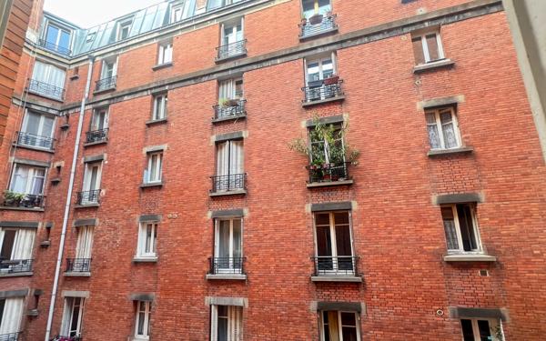 Appartement à vendre    1 pièce • 17 m2 Paris 20