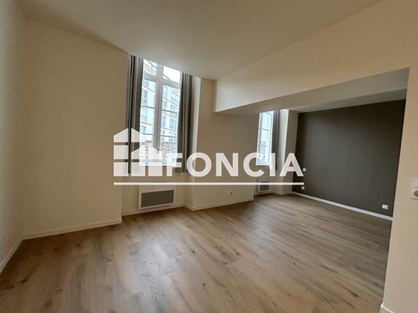Location Studio 33.83 m² - LA CASERNE CORBINEAU Laval 53000