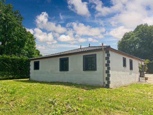 À vendre ? Maison récente de plain-pied dans un environnement calme et verdoyant