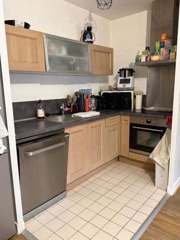 Appartement 2 pièces 44.32m2 avec balcon / parking / cave