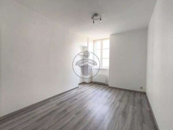 Location Appartement 3 pièces 70 m2 à Baume-les-Dames