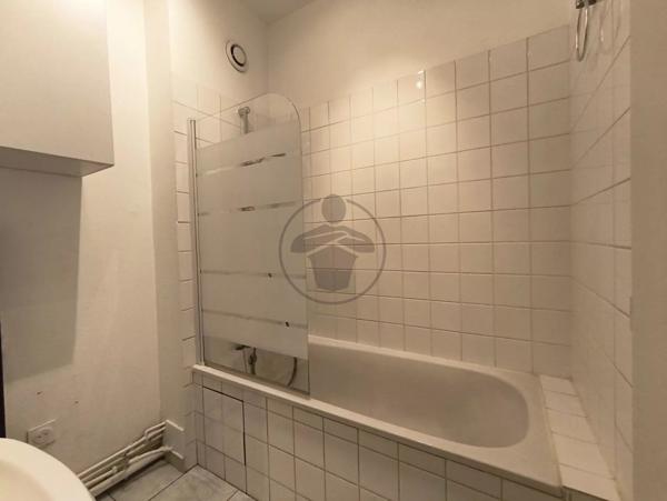 Location Appartement 3 pièces 70 m2 à Baume-les-Dames