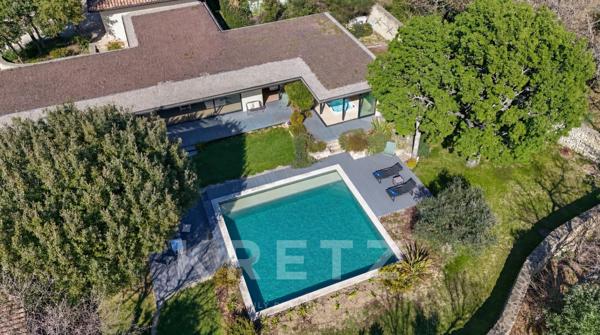 -VILLARS- Propriété contemporaine avec vue -Luberon