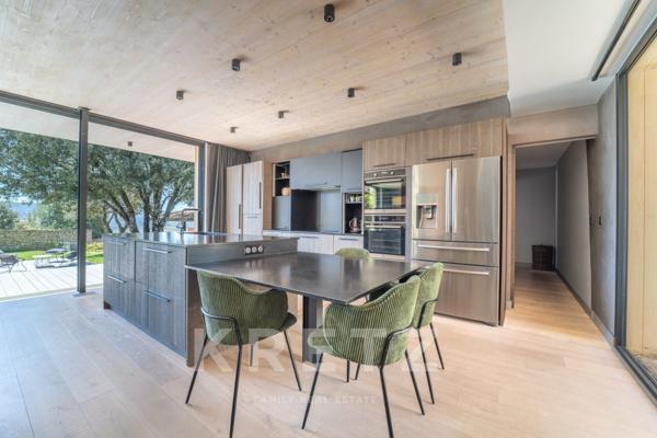 -VILLARS- Propriété contemporaine avec vue -Luberon