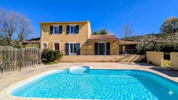 Grande villa 4 chambres jardin piscine
