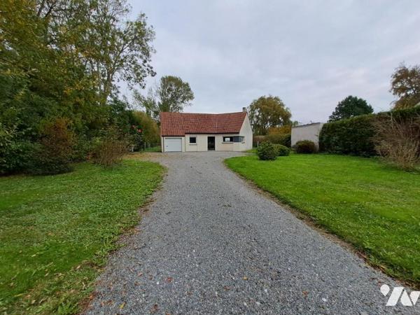  Sur 2217 m²,    a proximité accès autoroute