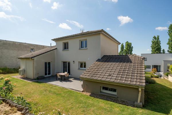 Maison moderne avec jardin à Tomblaine