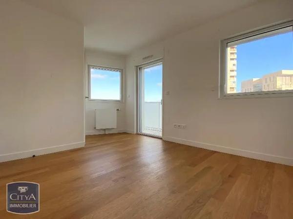 Appartement à louer 4 pièces 93.56m² Nantes (44000)