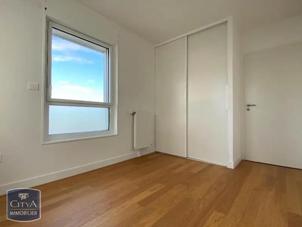 Appartement à louer 4 pièces 93.56m² Nantes (44000)