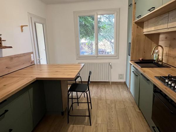 Maison à ROQUEMAURE, 30150 - 4 pièces 93m²