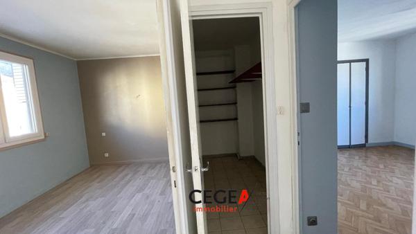 Appartement 93.20 m2, 3 chambres, plein centre - ...