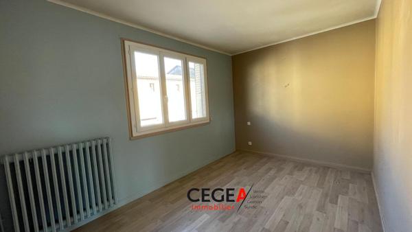 Appartement 93.20 m2, 3 chambres, plein centre - ...