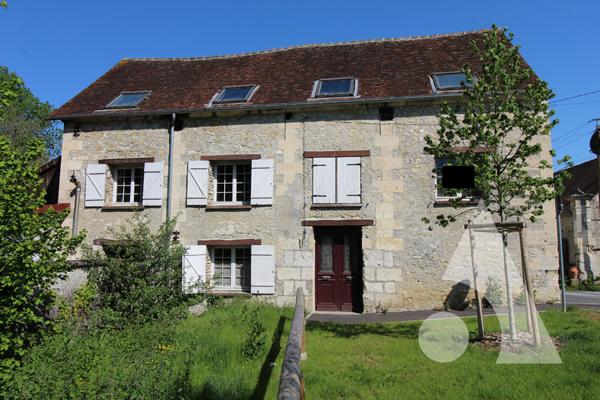 Maison 9 pièces 334 m2