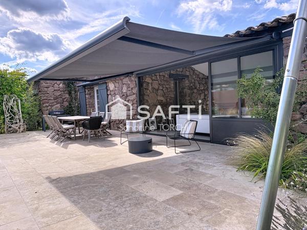 Maison en pierre de 130m² avec piscine sur 1064m² de terrain à Figanière (83830)