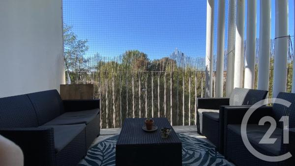 Appartement à vendre  3 pièces - 68,66 m 2   MERIGNAC  - 33