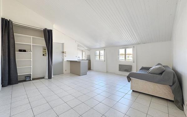 Appartement à vendre    2 pièces •  La Rochelle