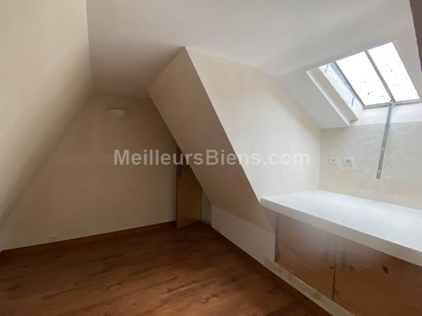 Maison de village de 77m2 - village avec écoles et transport