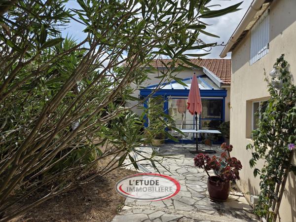 BOUGUENAIS PROCHE REZE : rénovation de charme, 92 m², 3 chambres, plain pied !