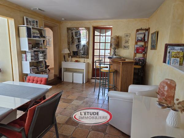 BOUGUENAIS PROCHE REZE : rénovation de charme, 92 m², 3 chambres, plain pied !