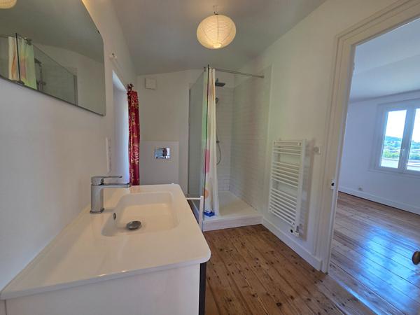 Maison 8 pièces 153 m2