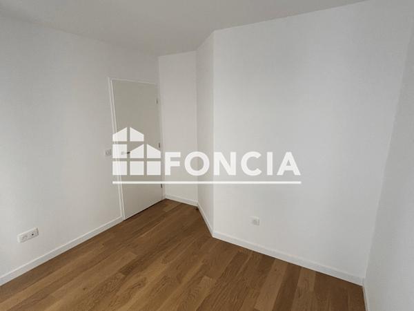 Location Appartement 4 pièces 89.5 m² - Clichy 92110