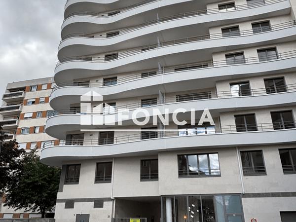 Location Appartement 4 pièces 89.5 m² - Clichy 92110