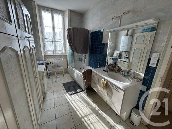 Appartement T3 à vendre  3 pièces - 112,96 m2 FOUGERES - 35