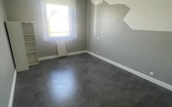 Appartement à louer    3 pièces • 70,59 m2 Ferney-Voltaire