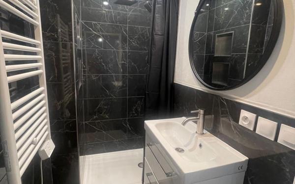 Appartement à louer    3 pièces • 70,59 m2 Ferney-Voltaire