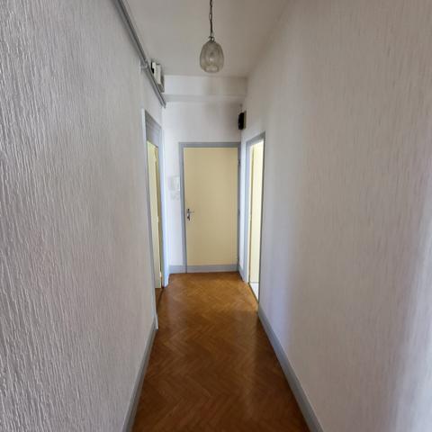 Appartement RIOM-ES-MONTAGNES. Riom es Montagnes (15400)