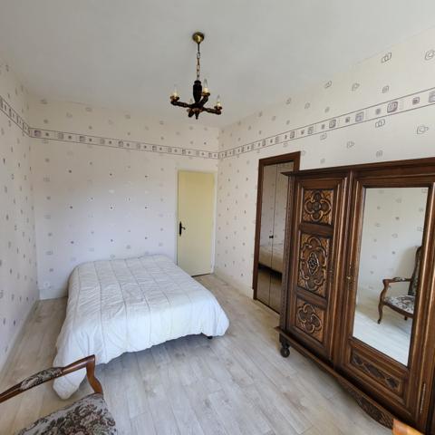 Appartement RIOM-ES-MONTAGNES. Riom es Montagnes (15400)