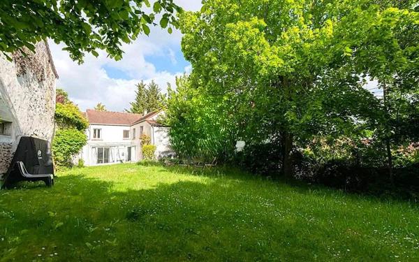 Maison 167m² 8 pièces 5 chambres