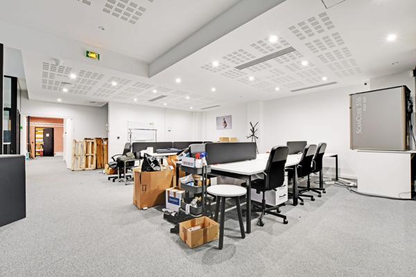 Bureaux à louer Levallois-Perret rénovés au pied du métro ligne 3