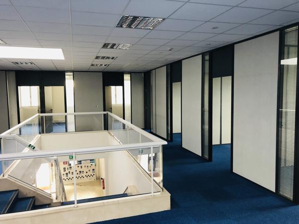 Bureaux à louer à Tremblay-en-France divisibles dès 340 m² accès RER B