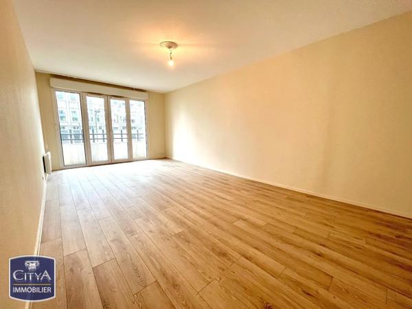 Appartement à vendre 2 pièces 71.68m² Bourges (18000)