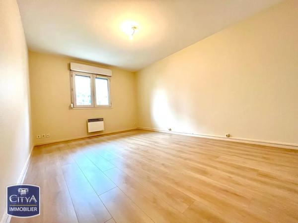 Appartement à vendre 2 pièces 71.68m² Bourges (18000)